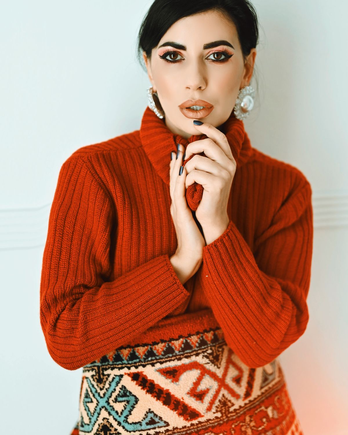 Roll Neck, Clay