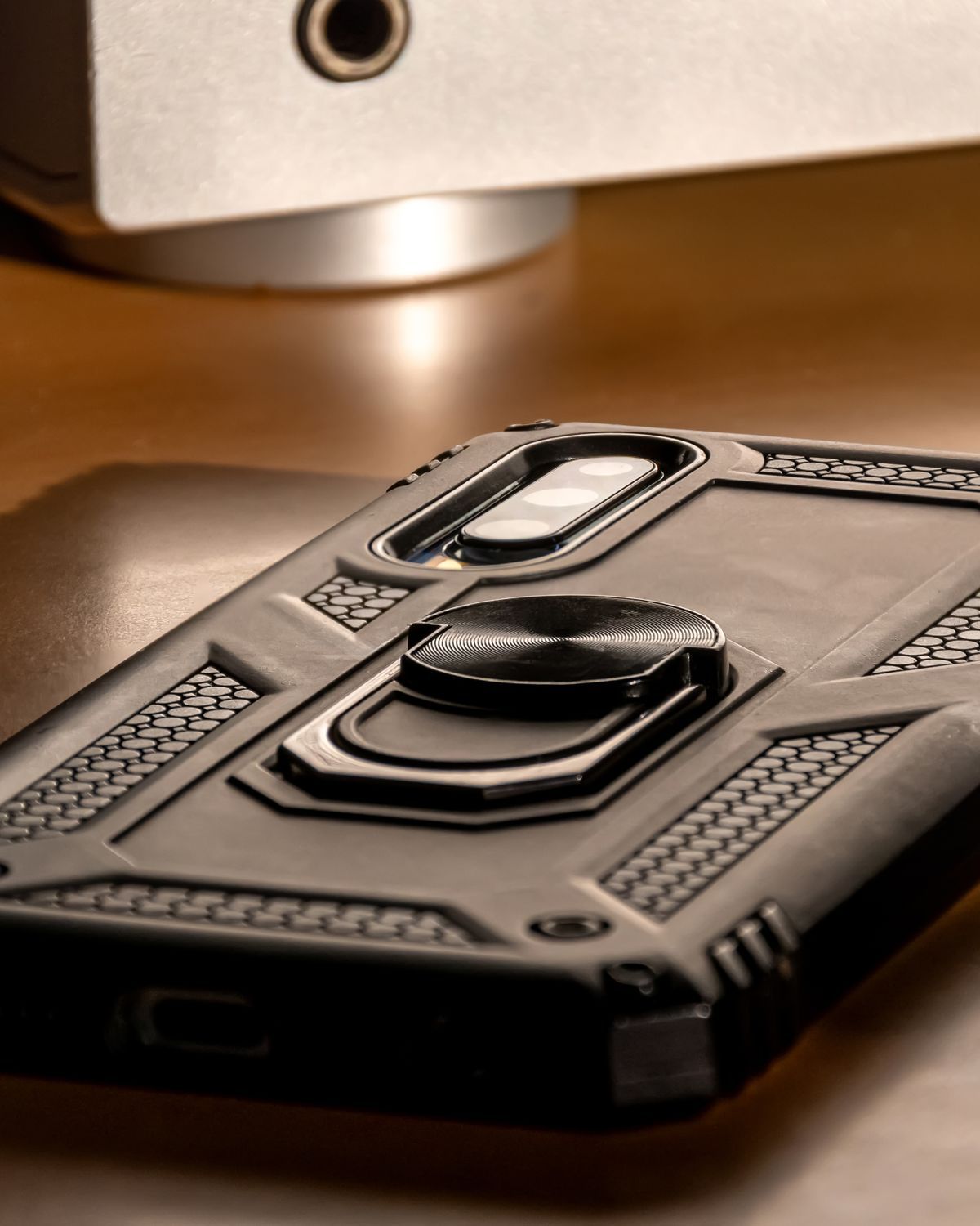 Halo Ring Stand Case